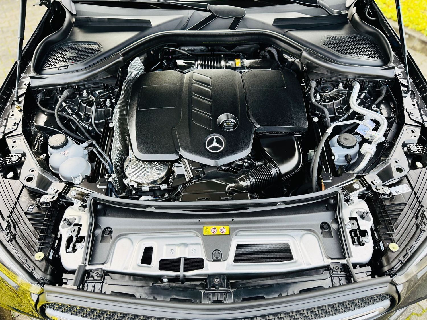 Fahrzeugabbildung Mercedes-Benz GLC 220 d 4M AMG Premium, AHK, 360°, Winter, Mem