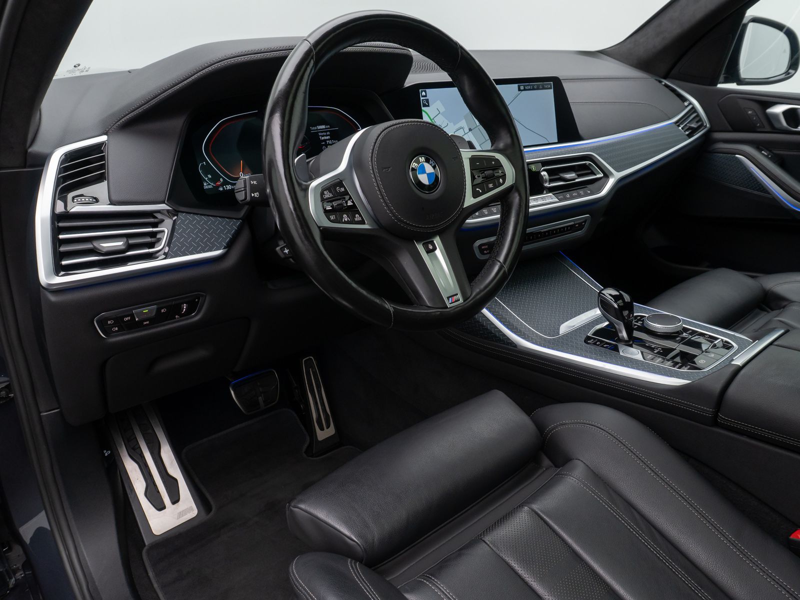 Fahrzeugabbildung BMW X7 xD40d M Sport Panorama 360°Laser HUD SoftCL