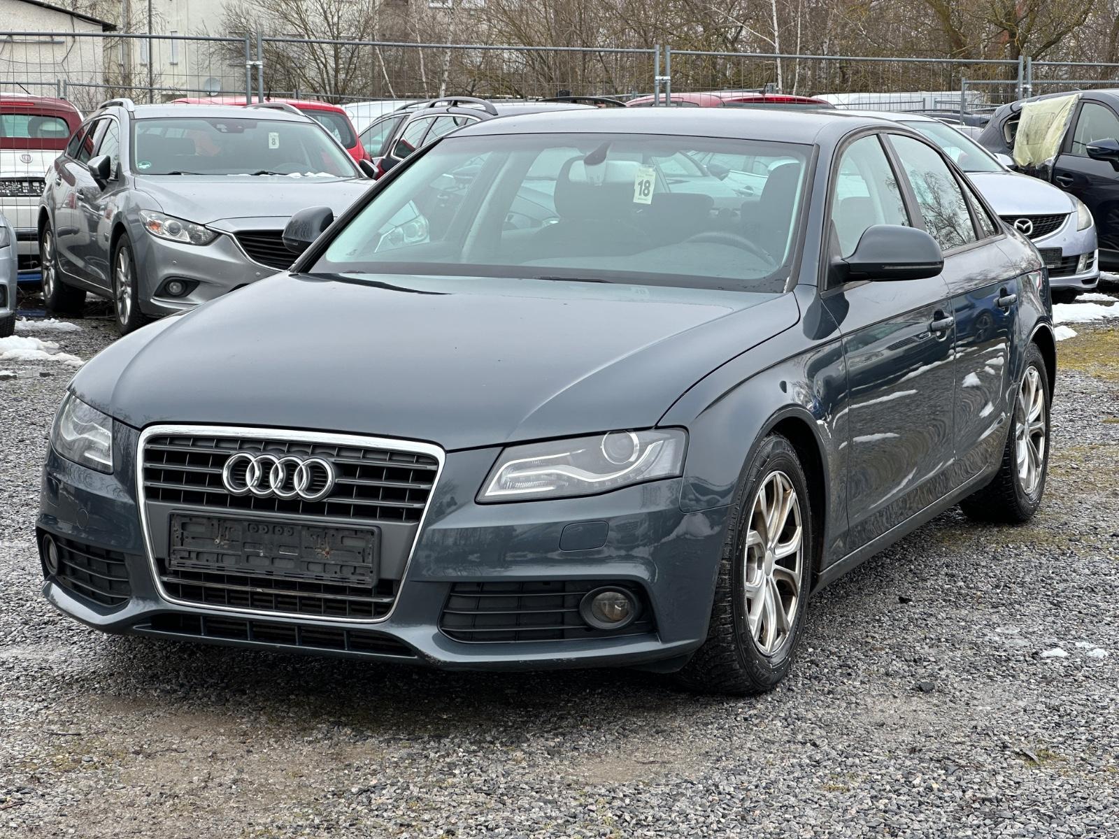 Audi A4 Lim. Ambition/2.0/Xenon/Anhänger/SHZ/