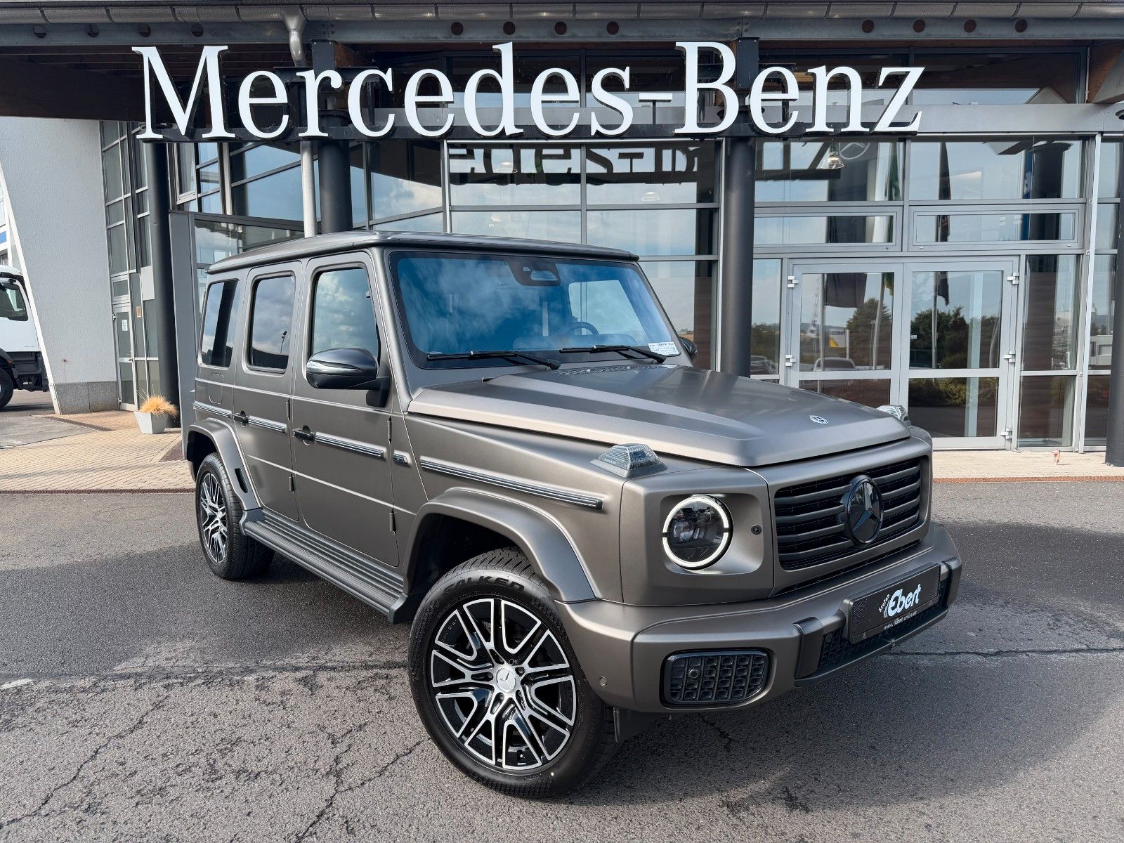 Fahrzeugabbildung Mercedes-Benz G 580 AMG+Distr+Burm3D+Massage+ESD+Night+360