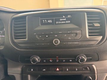 Opel Vivaro - 10