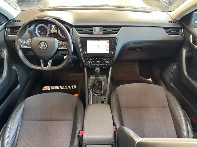 Skoda Octavia Combi *PANO*ACC*NAVI*LED*2-ZONEN*