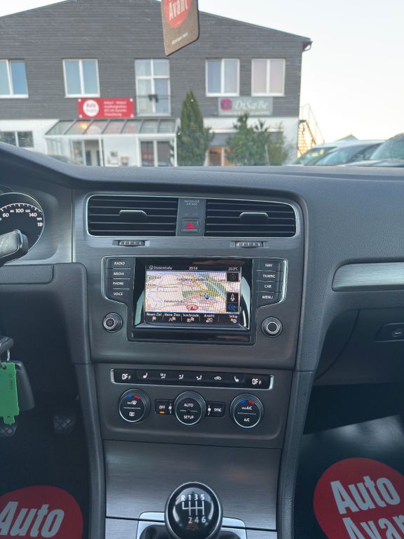 VW Golf - Bild 9