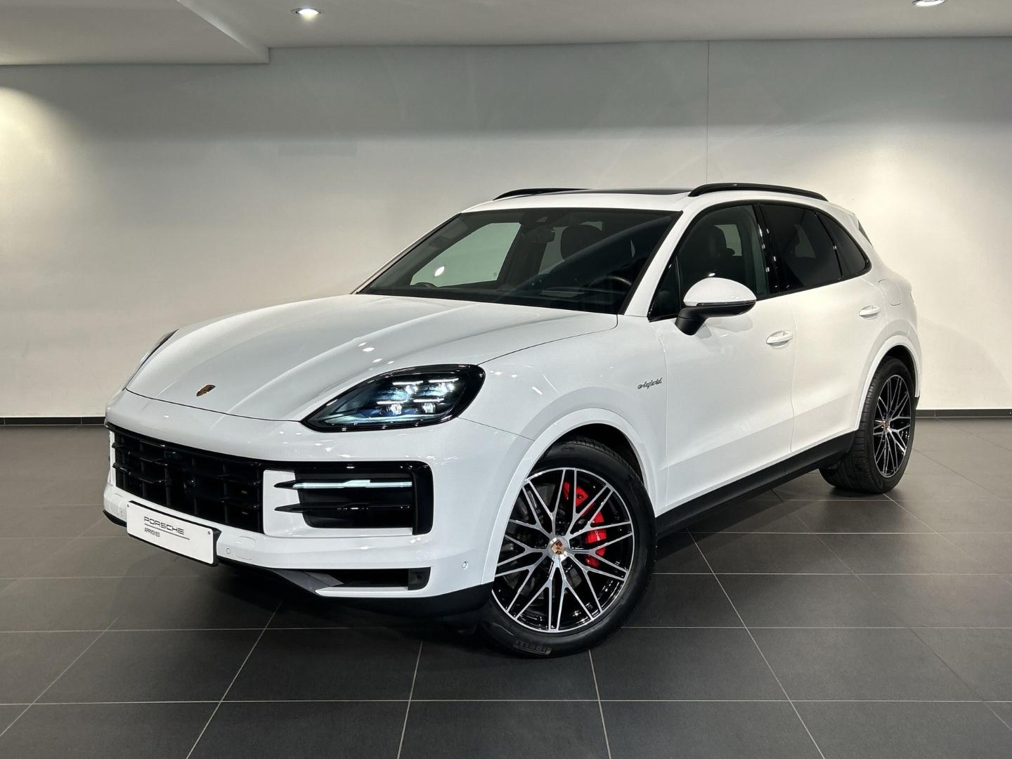 Porsche Cayenne S E-Hybrid Burmester HA-Lenkung Head-Up