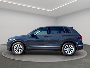Volkswagen Tiguan - 5