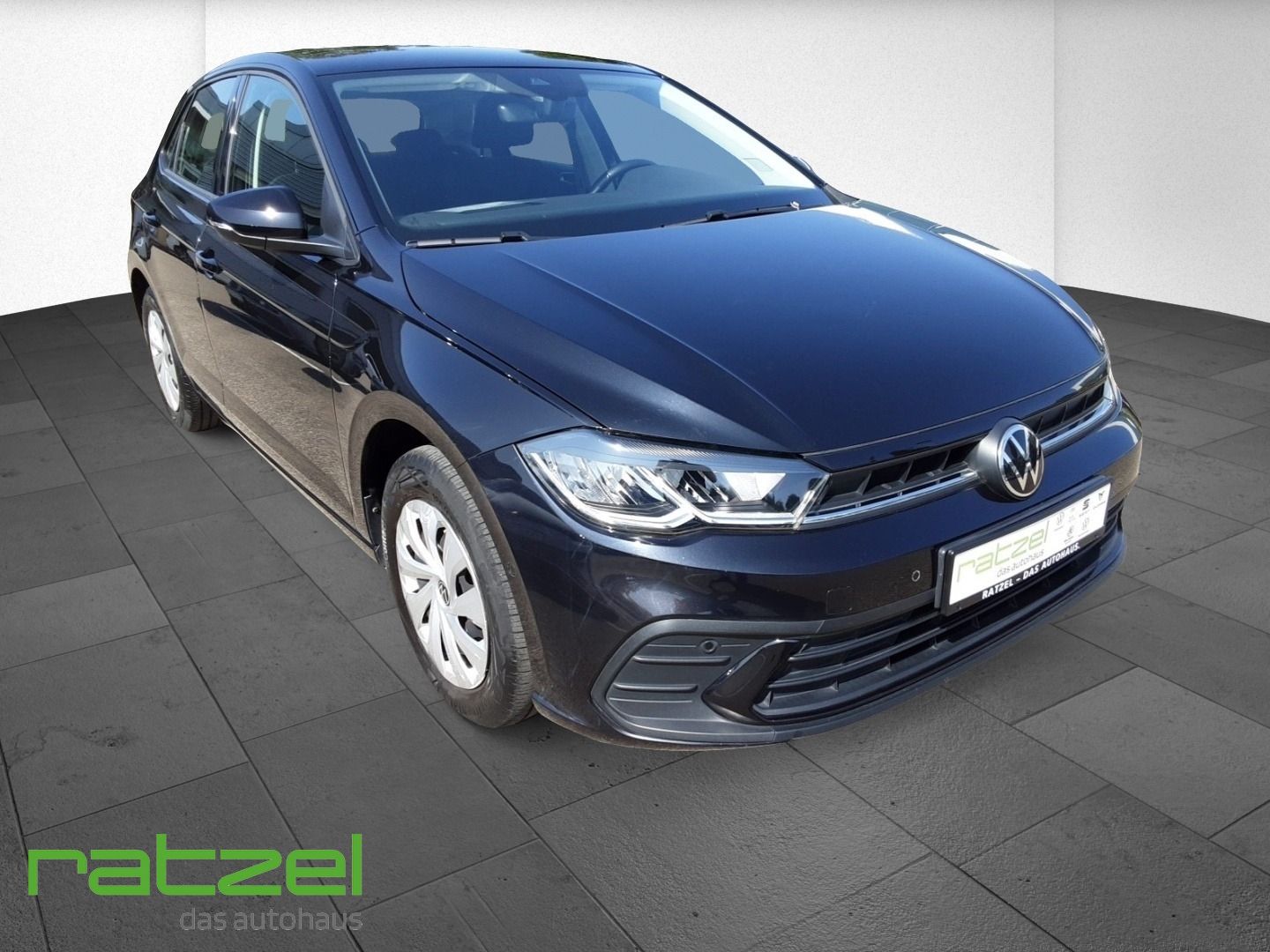 Fahrzeugabbildung Volkswagen Polo Life 1.0 TSI DSG ACC IQ Drive Paket Side As
