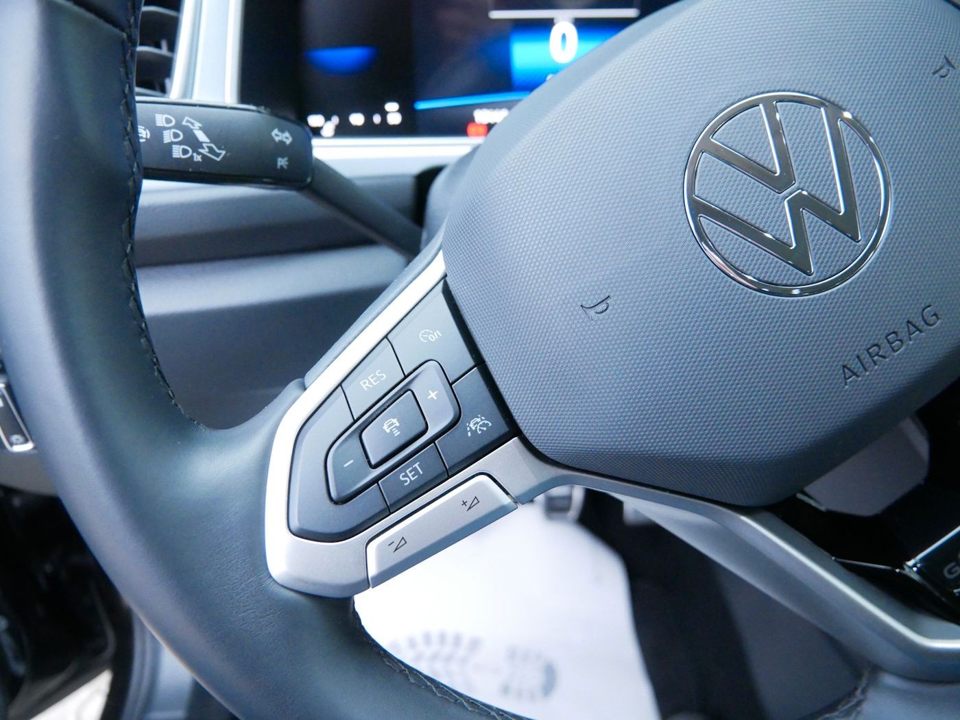 Fahrzeugabbildung Volkswagen T-Roc 1.0 GOAL NEU35T ACC LED SHZ ALU+Allwetter