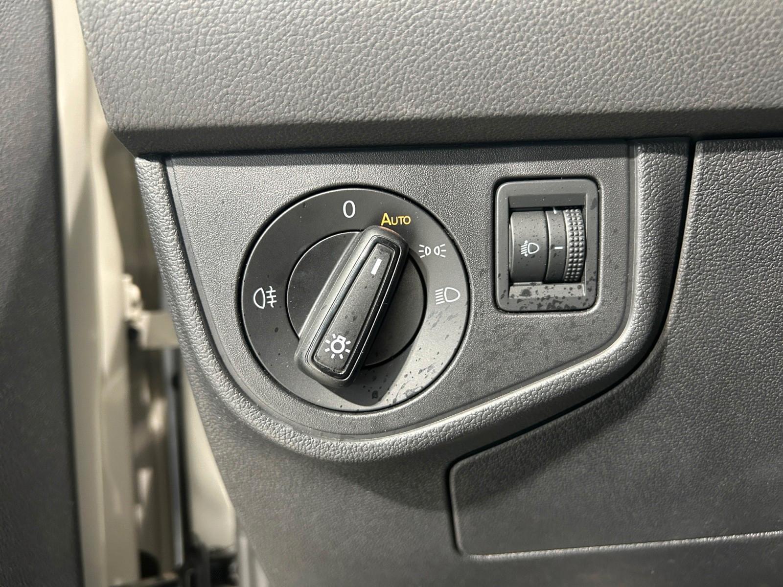 Volkswagen Polo VI Life LED SHZ KLIMA PARK APP ASSIST, миниатюра 17