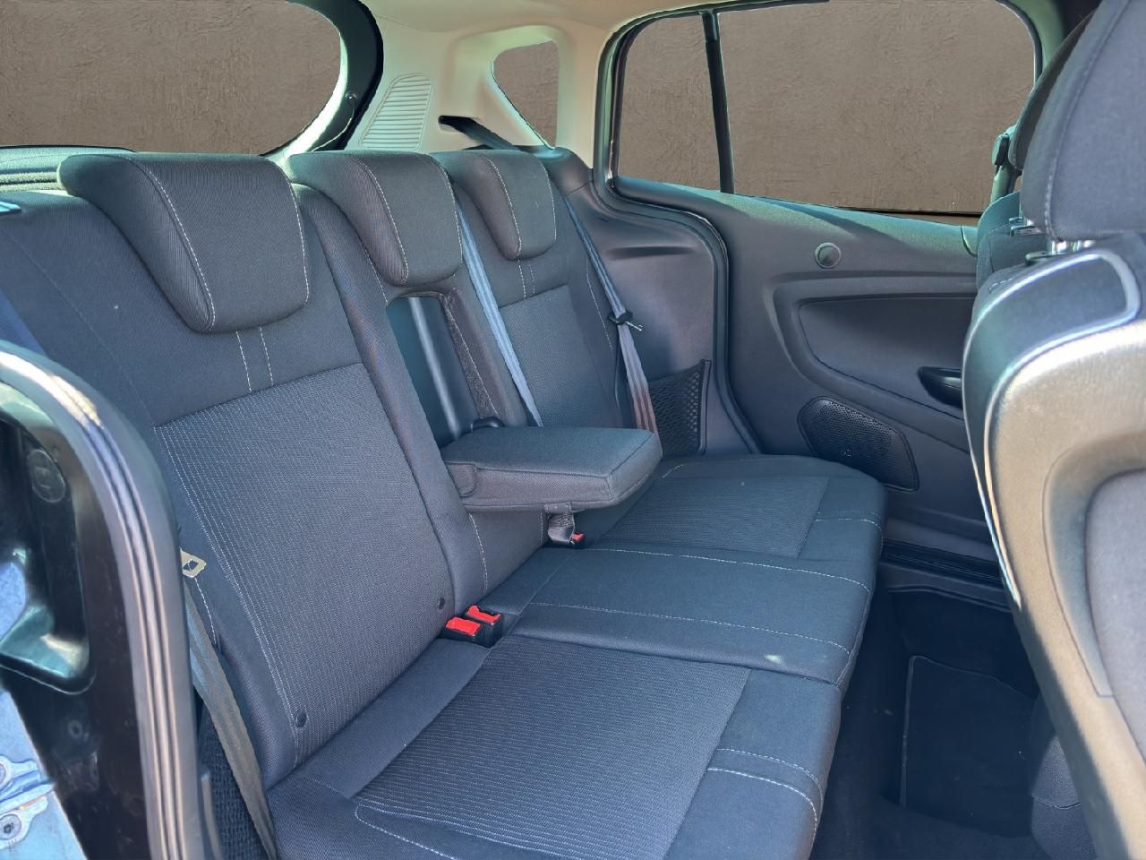 Fahrzeugabbildung Ford B-MAX Titanium