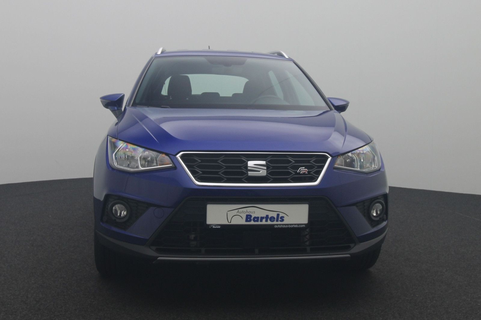 Fahrzeugabbildung SEAT Arona 1.5 FR-Design NAVI AHK KAMERA