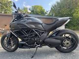 Ducati Diavel Carbon, Service/TÜV neu, nur 6030 km - DUCATI 2011 DIAVEL