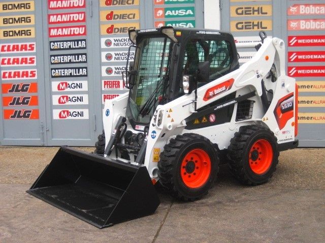 Bobcat BOBCAT S 530 - Zusatzhydr. vgl. S 185 ** TÜR **