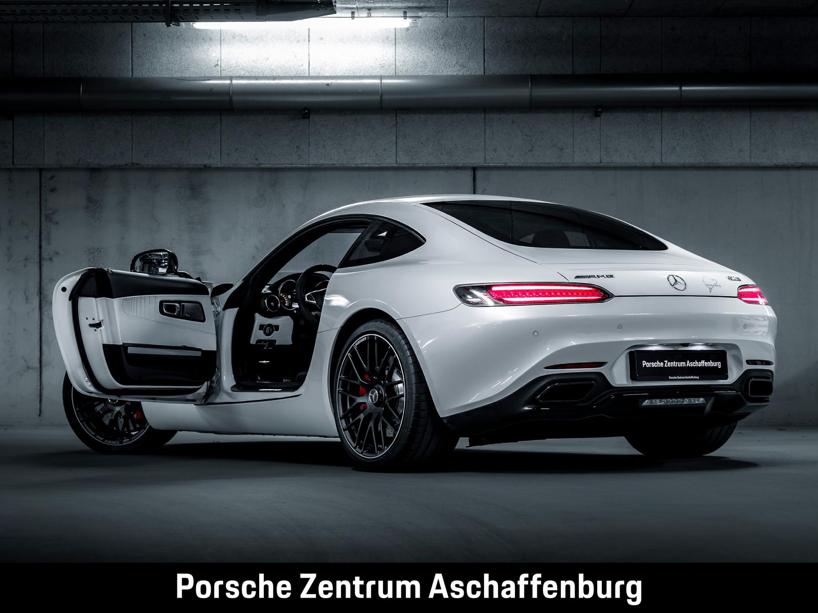 Mercedes-Benz AMG GT S Night Paket Performance Sitze