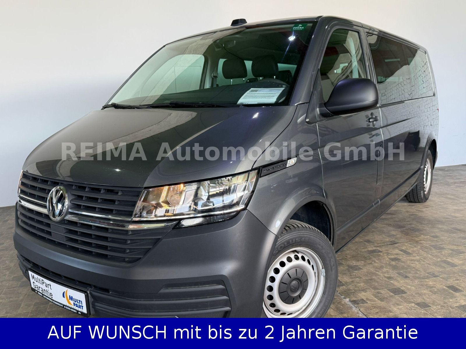 Fahrzeugabbildung Volkswagen T6.1 Bus 2,0 Diesel L 2, 9 Sitzer, Automatik