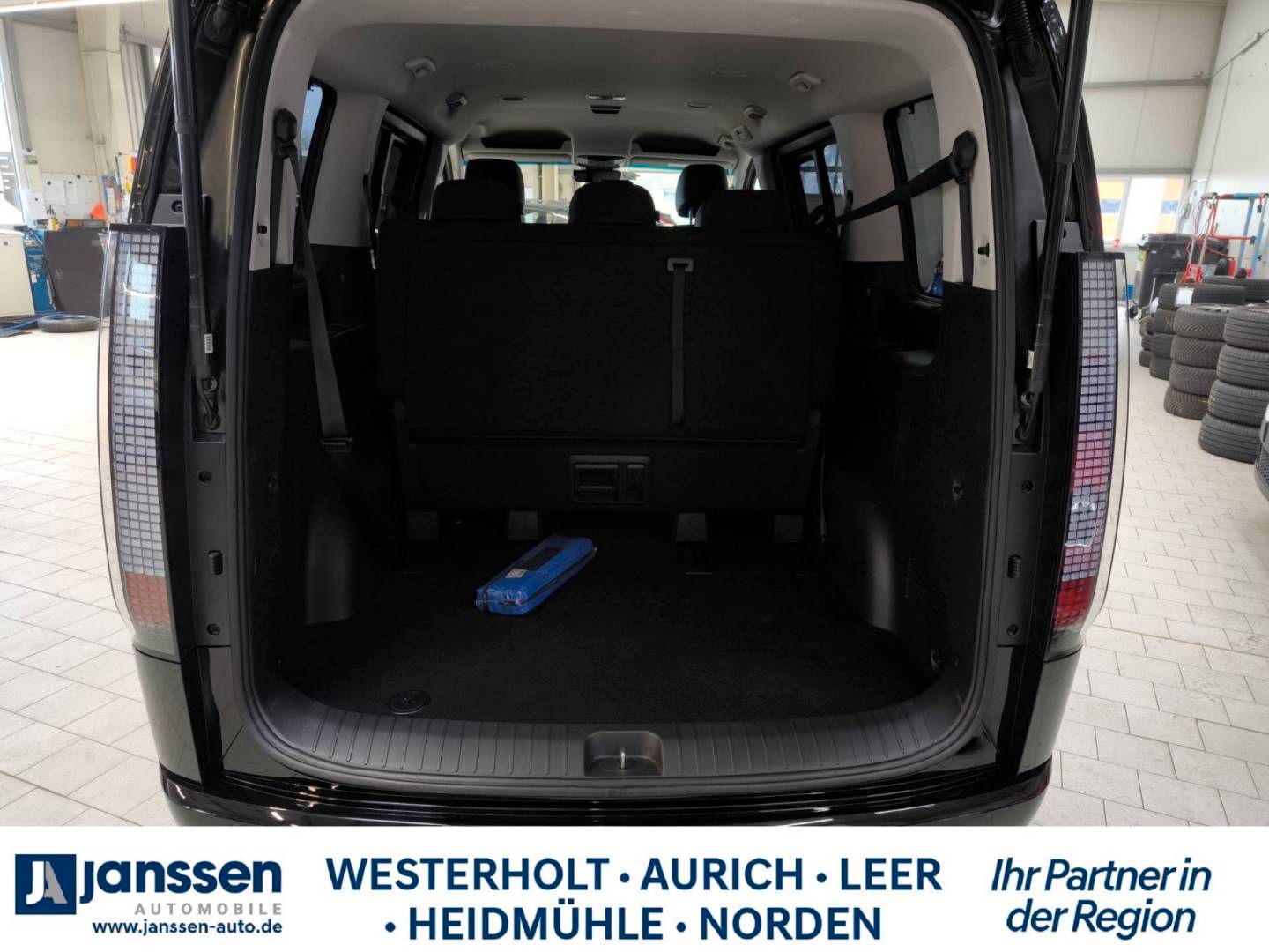 Fahrzeugabbildung Hyundai STARIA 9-Sitzer  PRIME