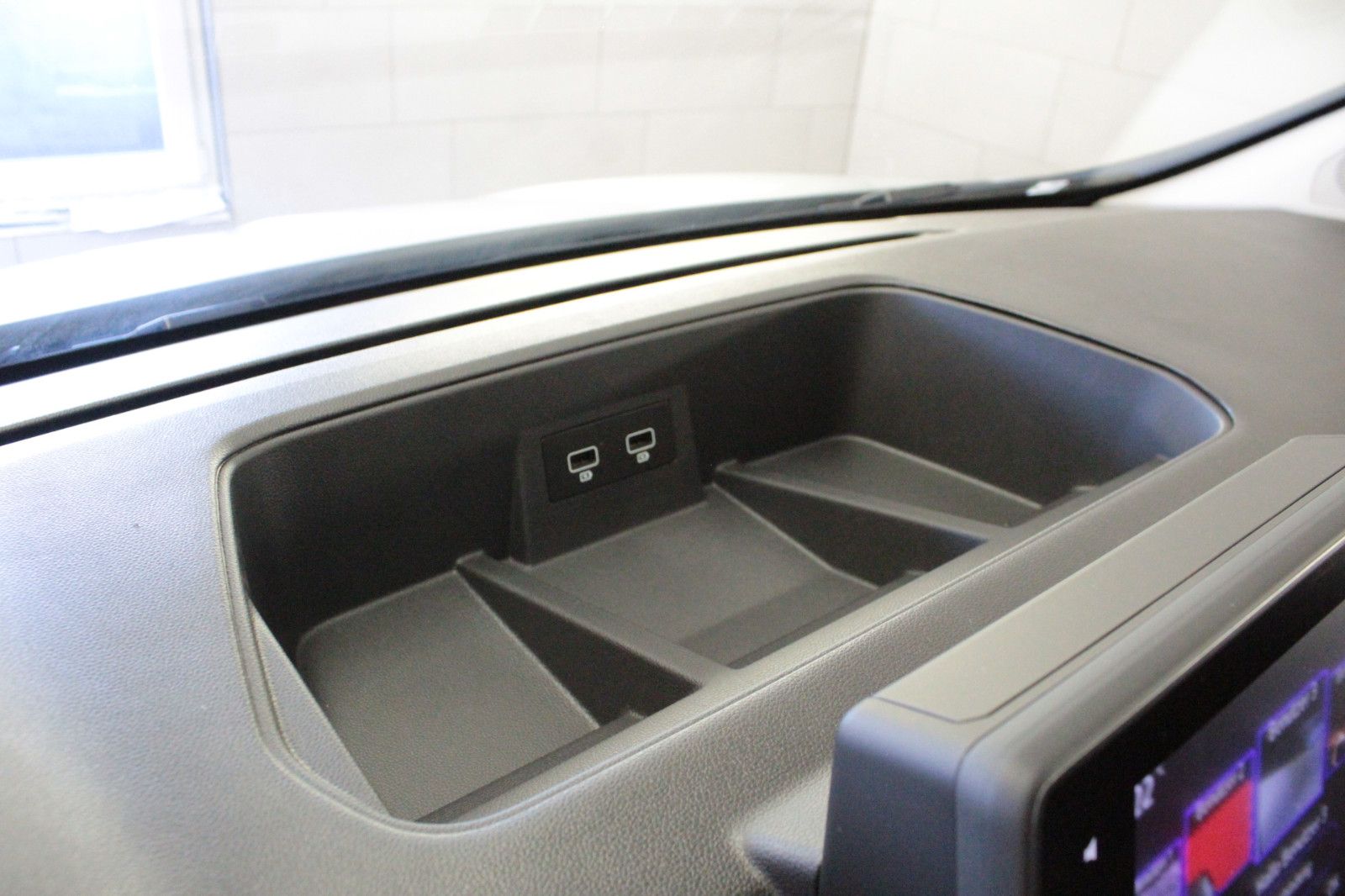 Fahrzeugabbildung Renault Trafic Dci 150 Grdt Evolution *Rollstuhlrampe*