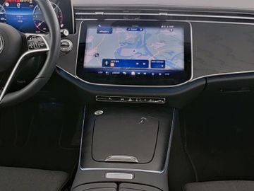 Mercedes E 220 - 4