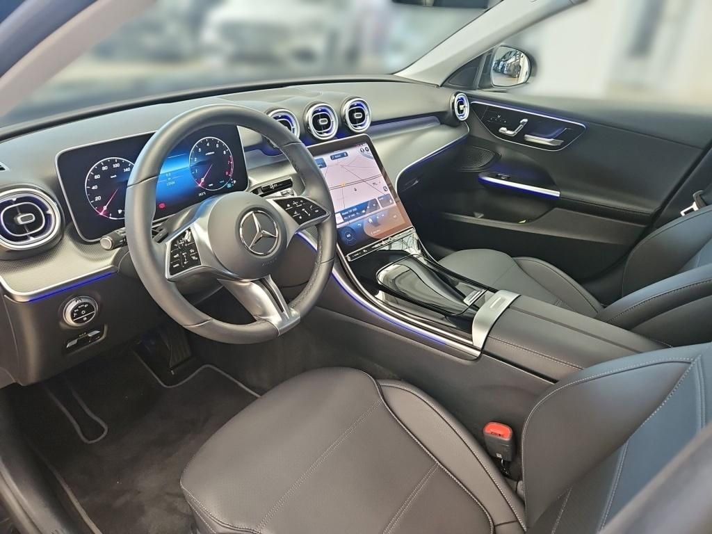 Fahrzeugabbildung Mercedes-Benz C 180 Avantg. Totwi. Memo Navi LED SHZ Ambie.
