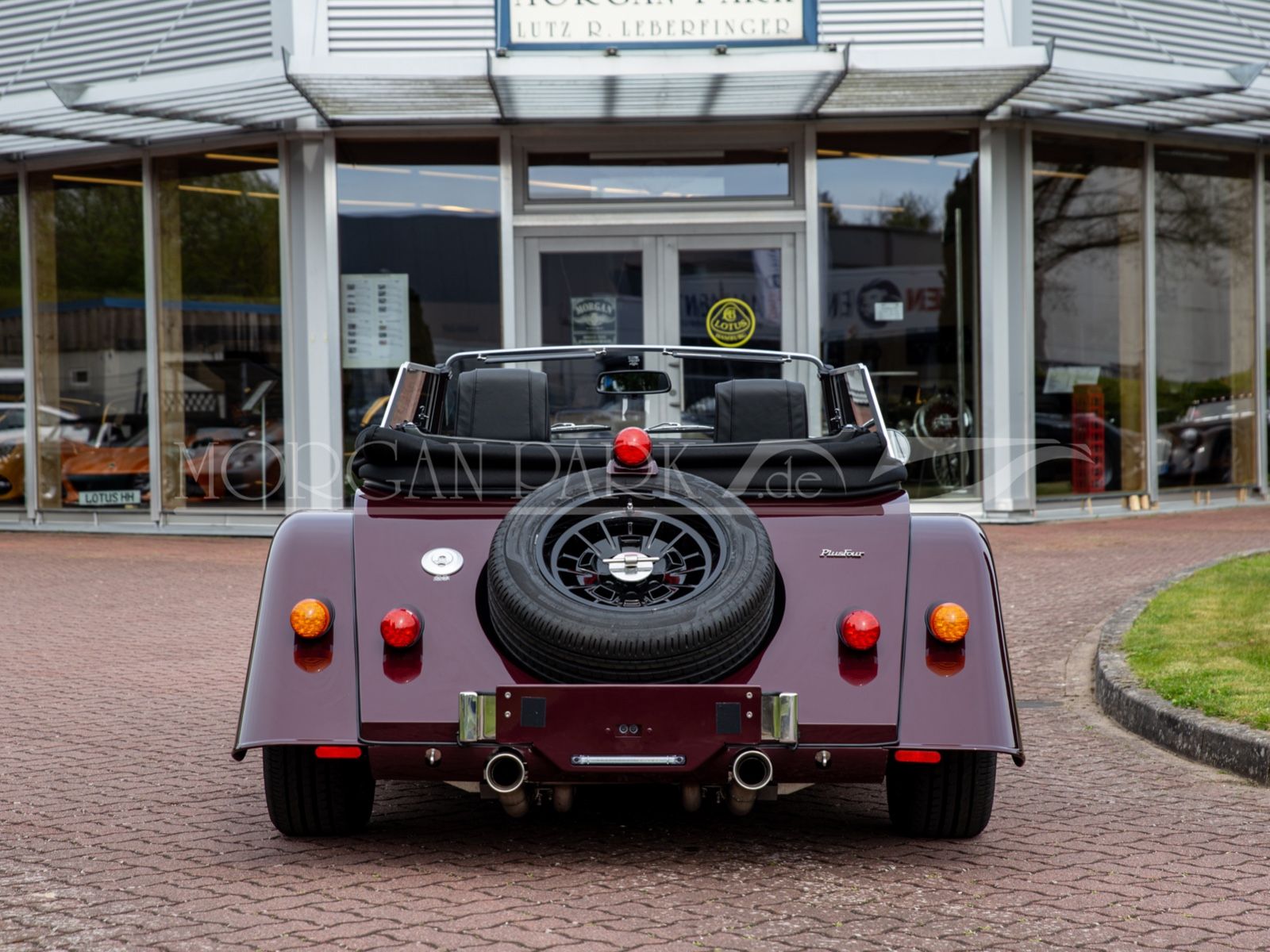 Fahrzeugabbildung Morgan Plus Four MY23 Neuwagen