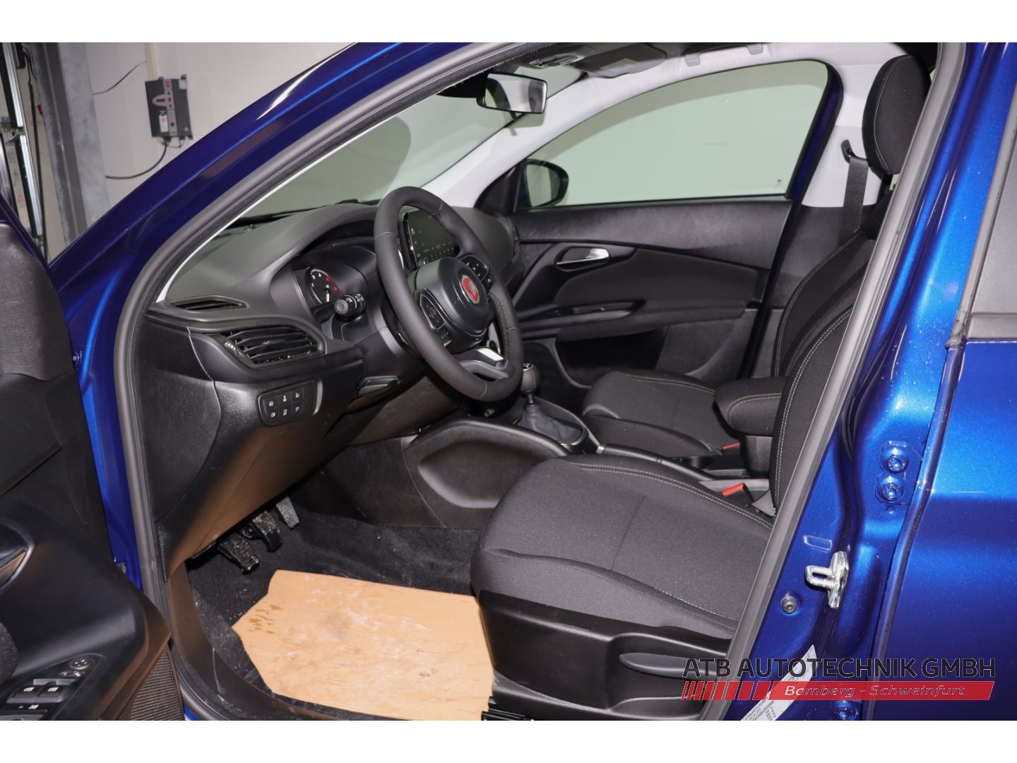 Fahrzeugabbildung Fiat Tipo Urban Sedan 1,6l Diesel 130 PS