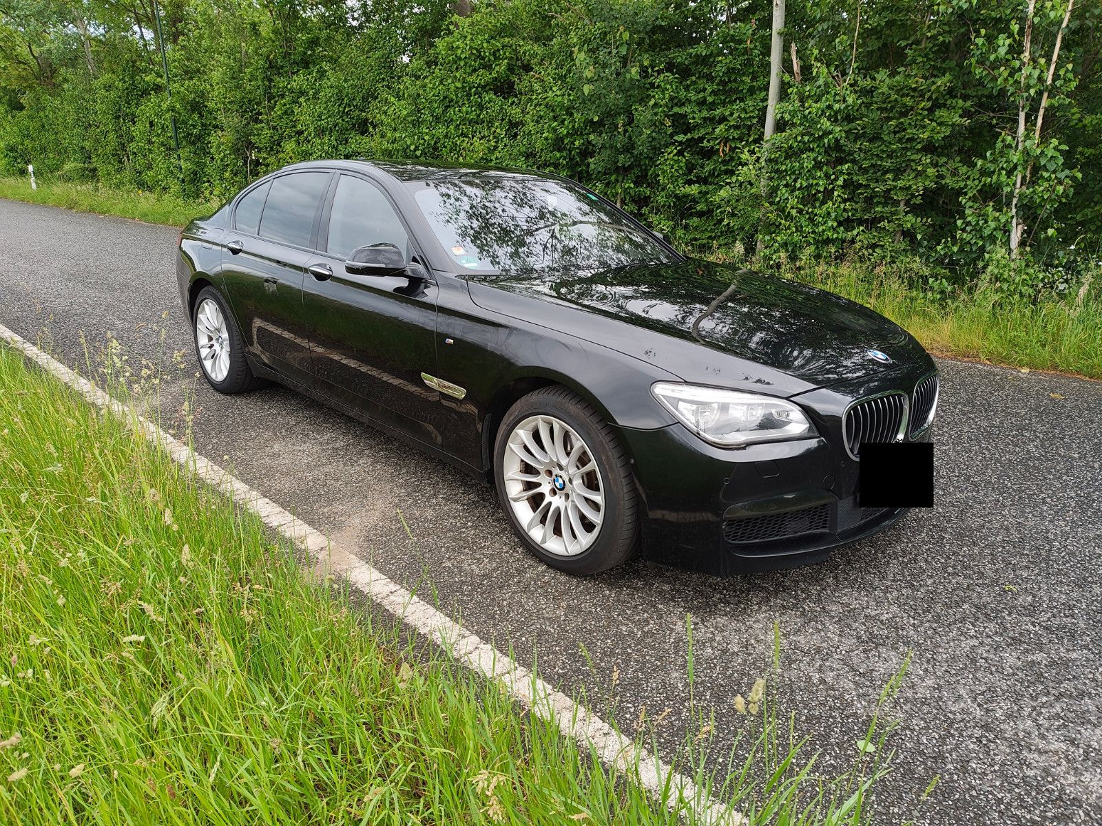 BMW 740 7L, 2025 740d xDrive M-Paket nur 259.638km