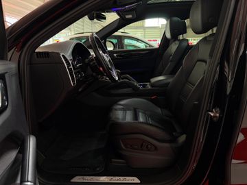 Porsche Cayenne - 10