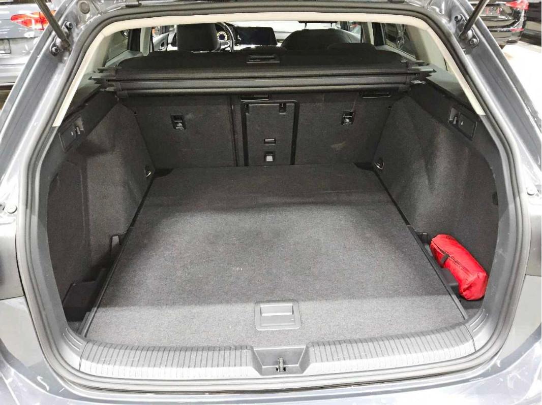 Volkswagen Golf VIII V 2.0d AT7 Life LED/NAVI/VIRTU/SHZ/8Fa, миниатюра 12