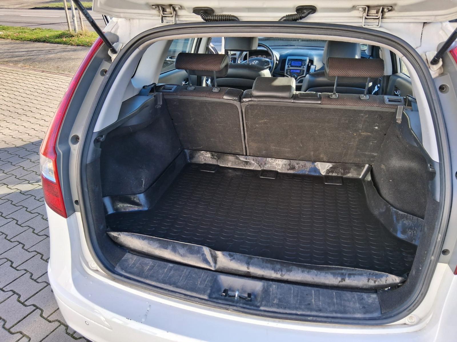 Hyundai i30 2012 — photo 6