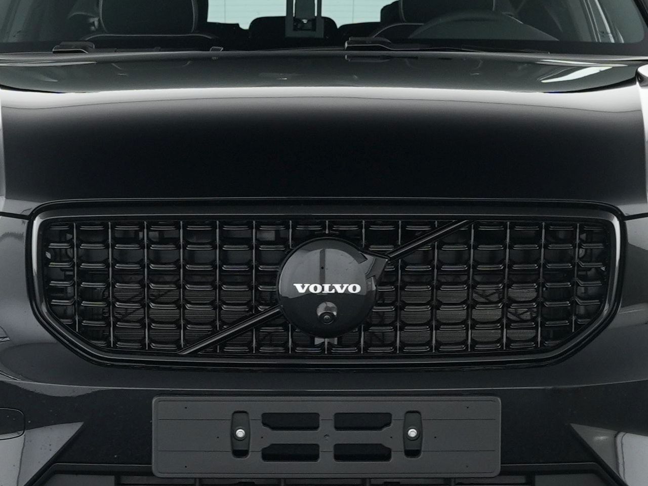 Fahrzeugabbildung Volvo XC40 Plus Black Edition 2WD