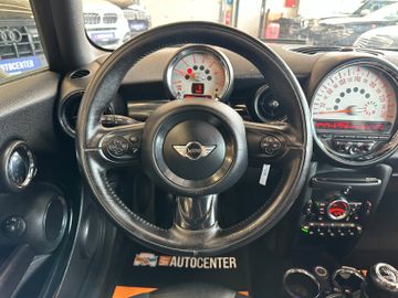 MYAUTOCENTER – Gebraucht- und Jahreswagen mit Werkstattservice in Pfaffenhofen MINI Cooper *XENON*PANO*TEMPO*KLIMAAUTOMATIK*