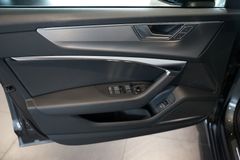 AUDI A6 Avant 45 TFSI quattro | S line | B&O | AHK AUDI A6 Avant 45 TFSI quattro | S line | B&O | AHK