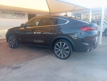 BMW X6 - 11
