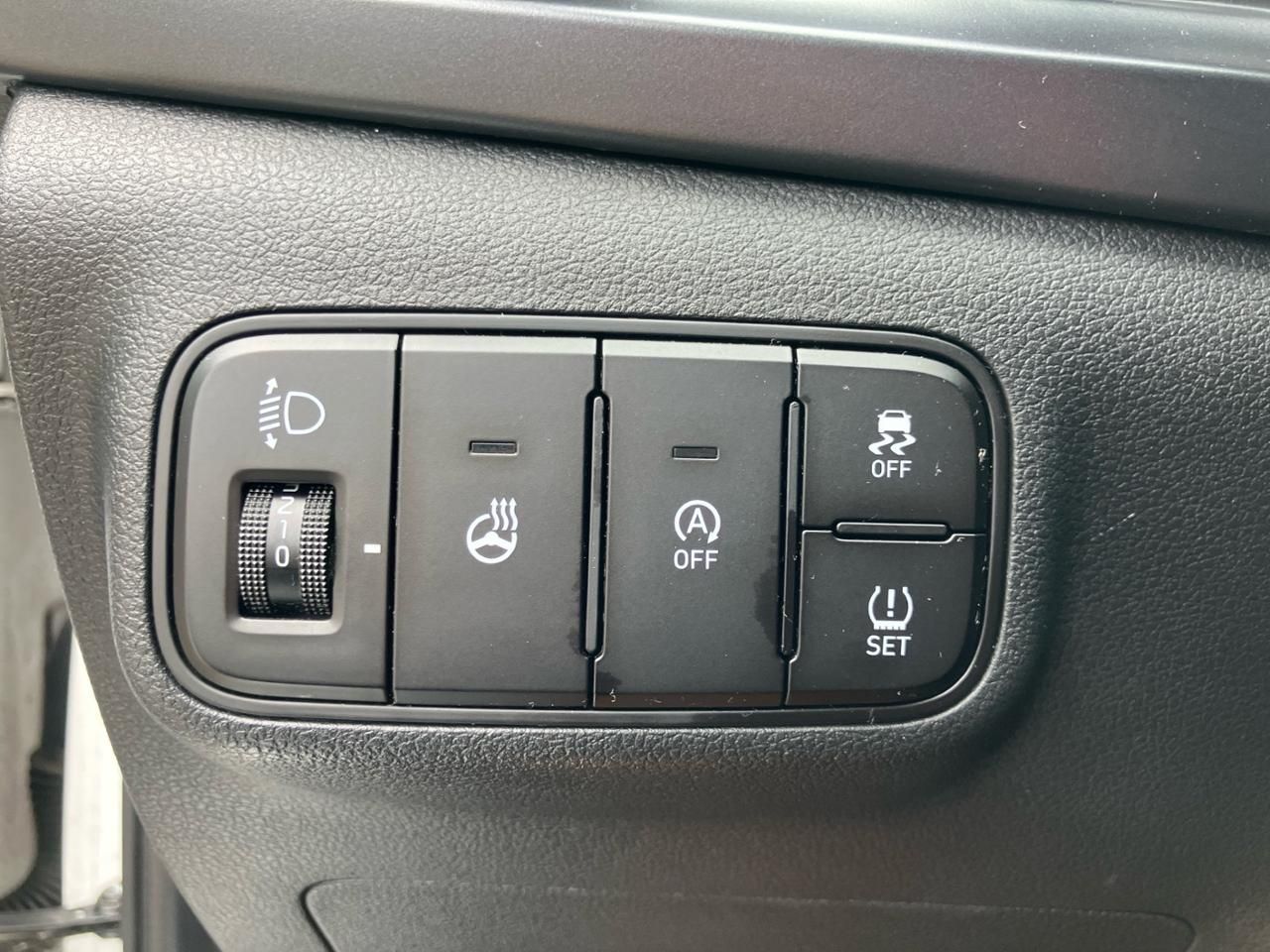 Fahrzeugabbildung Hyundai i20 INTRO KLIMAA*ZV*USB*LM*