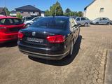 Volkswagen Passat 2.0 TDI DSG Exclusive BlueMotion Tech USA - Volkswagen Passat aus 2012 mit Diesel-Antrieb: Limousine