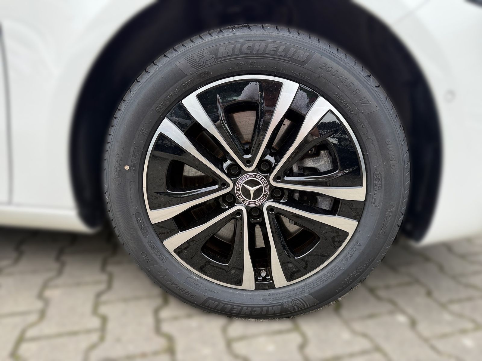 Mercedes-Benz A 250 e Progressive Adv. Paket LED Navi Kam SHZ foto 6