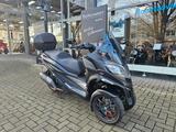 Piaggio MP3 530 Exklusive, 33 kW (44,8 PS) - PIAGGIO MP4