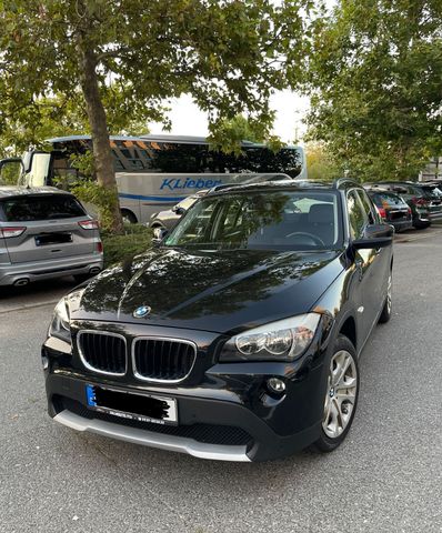 BMW X1 sDrive18i - 2.Hand, Nichtraucher, Unfallfrei