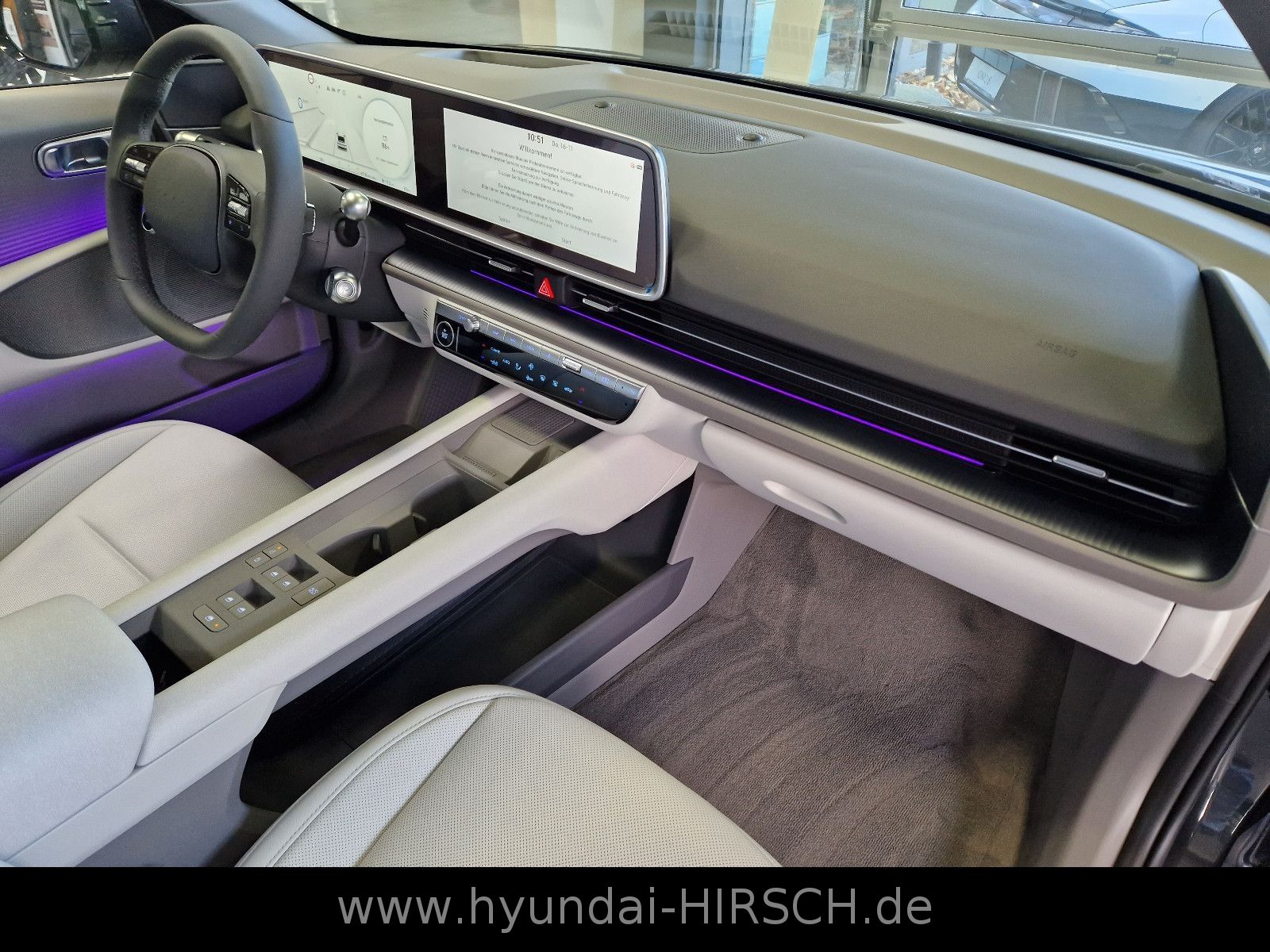 Fahrzeugabbildung Hyundai IONIQ 6 77,4kWh 4WD 325PS UNIQ 20" SD