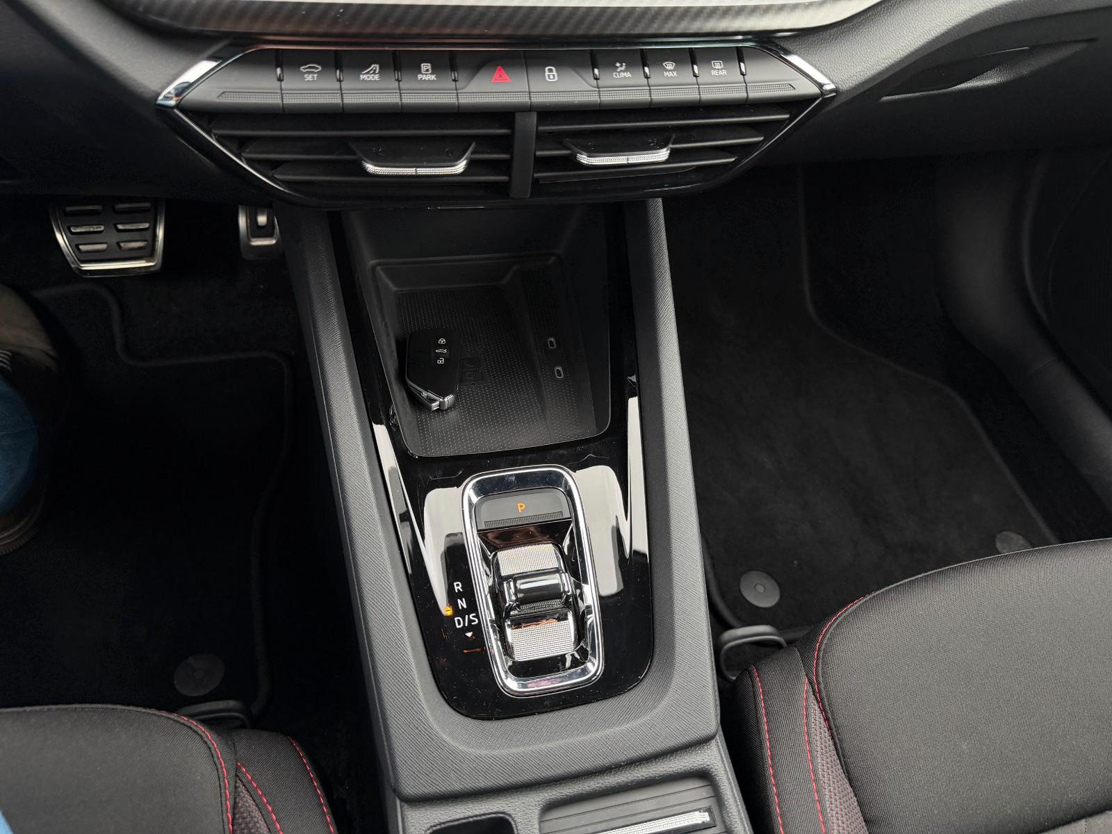 Skoda Octavia RS *HUD*AMBIENTE*KAMERA*ACC*LANE*SIDE*, миниатюра 17