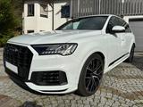 Audi Q7 55 TFSI e quattro S line *22"*Pano*B&O* - Audi Q7 mit Hybrid-Antrieb