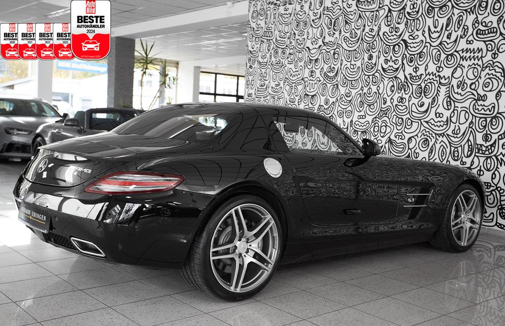 Mercedes-Benz SLS AMG