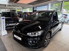Volkswagen Touran Highline 1.5 TSI R-Line PV € 11.780,00