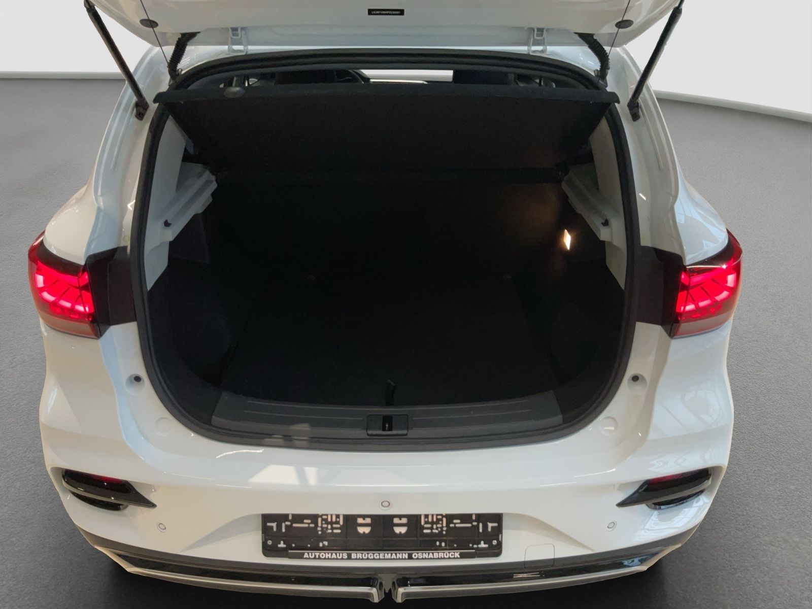 Fahrzeugabbildung MG ZS EV Comfort Maximal 69,9 kWh