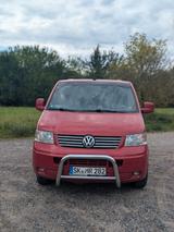 Volkswagen T5 Kombi mit neuen Motor 30000km - Volkswagen T5 Kombi: 8 Sitzer