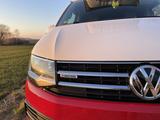 Volkswagen California T6 Ocean 4 Motion Rot/Weiss 204PS - VW T6 California Gebrauchtwagen in Hannover