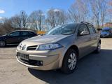Renault Megane II Grandtour Avantage - Renault Megane Avantage mit Benzin-Antrieb