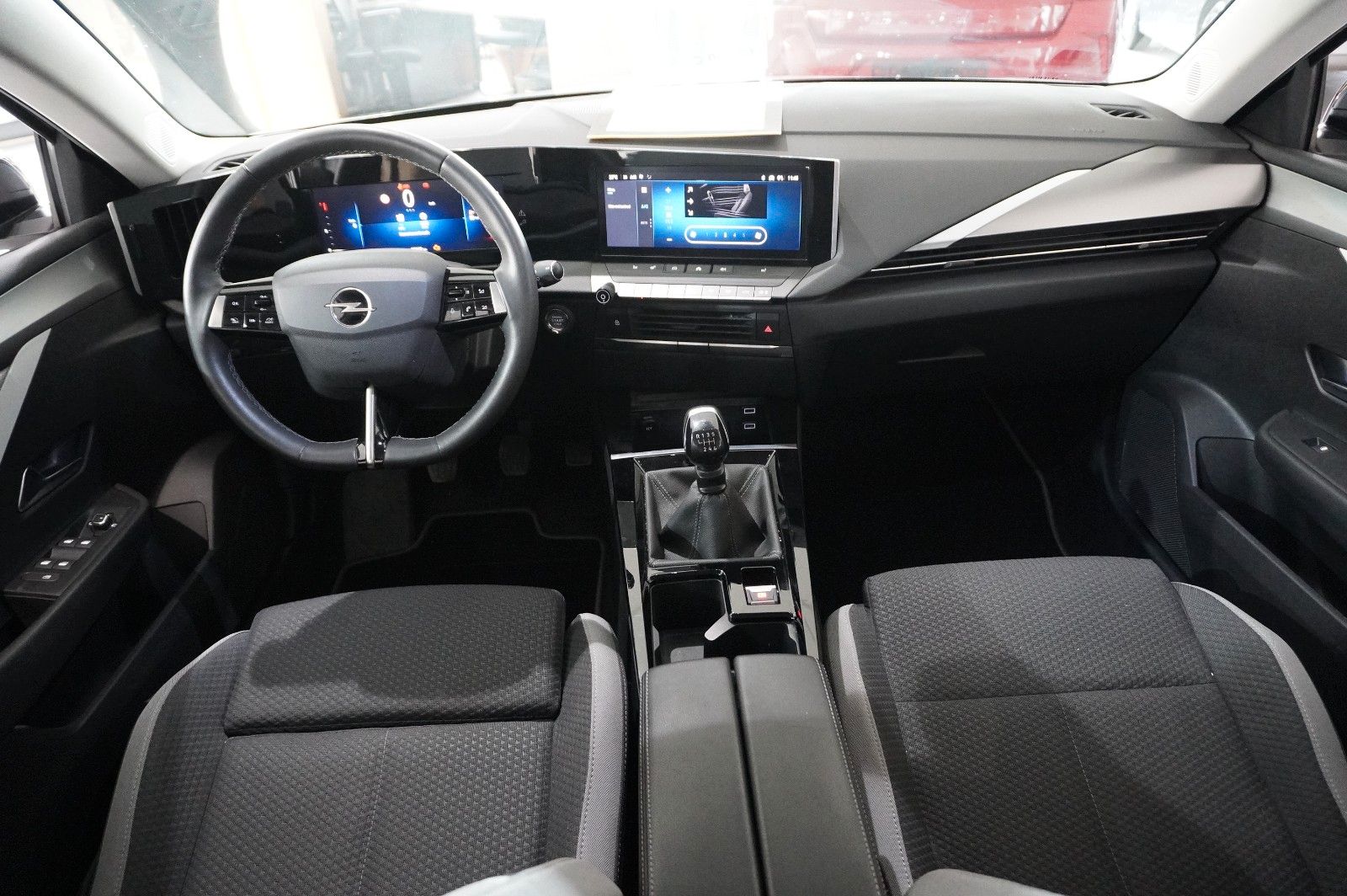 Fahrzeugabbildung Opel Astra L Lim. 1.5D BUSINESS EDIT. NAI/LED/KAMERA