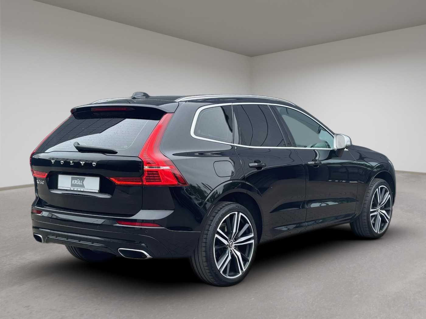 Volvo XC60 T6 AWD R-Design, AHK, Pano, Sthzg uvm.