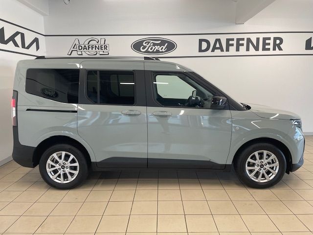 Fahrzeugabbildung Ford Tourneo Courier Titanium Winterpaket Kamera DAB