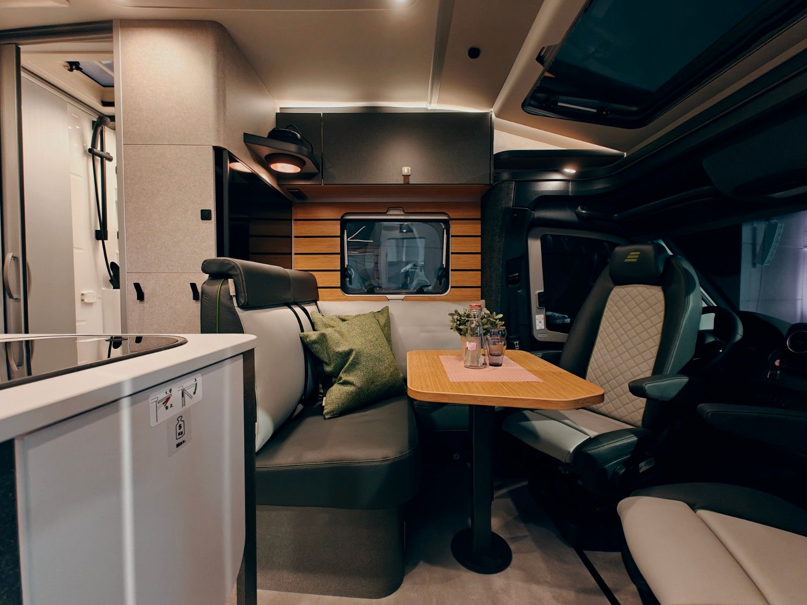 Fahrzeugabbildung HYMER / ERIBA / HYMERCAR ML-T 570 - Crossover